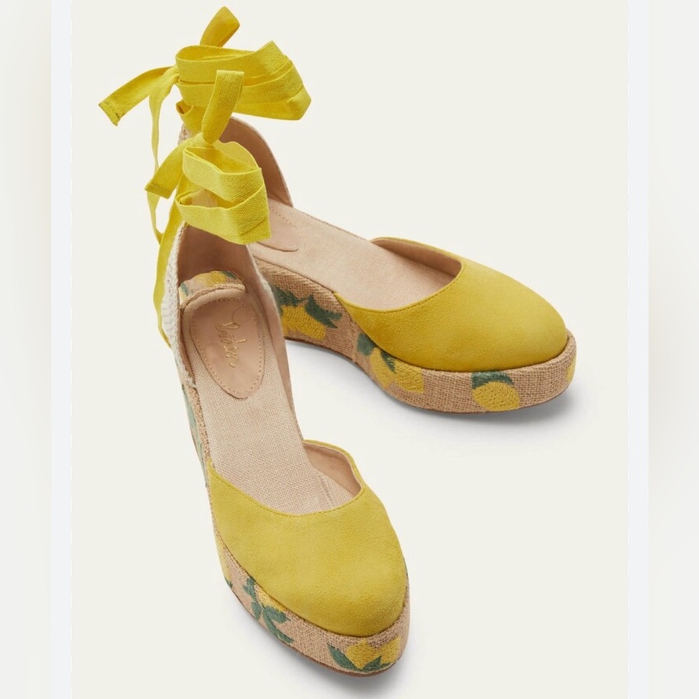 NWOT! Boden High Espadrille Wedges Embroidered Lemons and Leaves